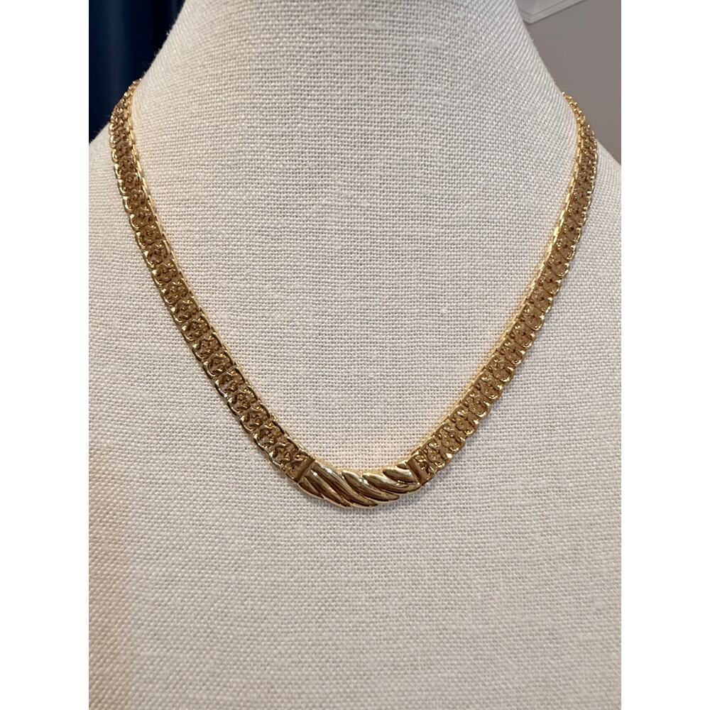 Authentic Vintage Monet Gold Tone Statement Necklace 18